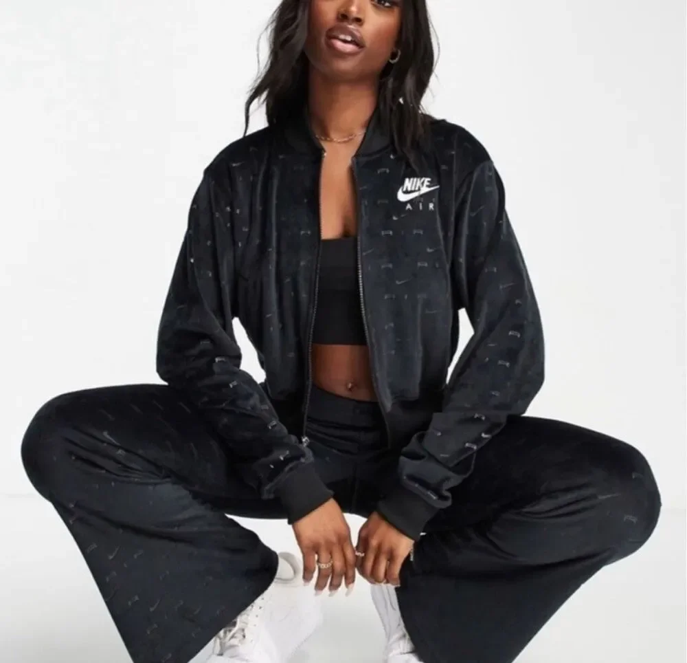 Nike Air Velour Zip Cropped Jacket